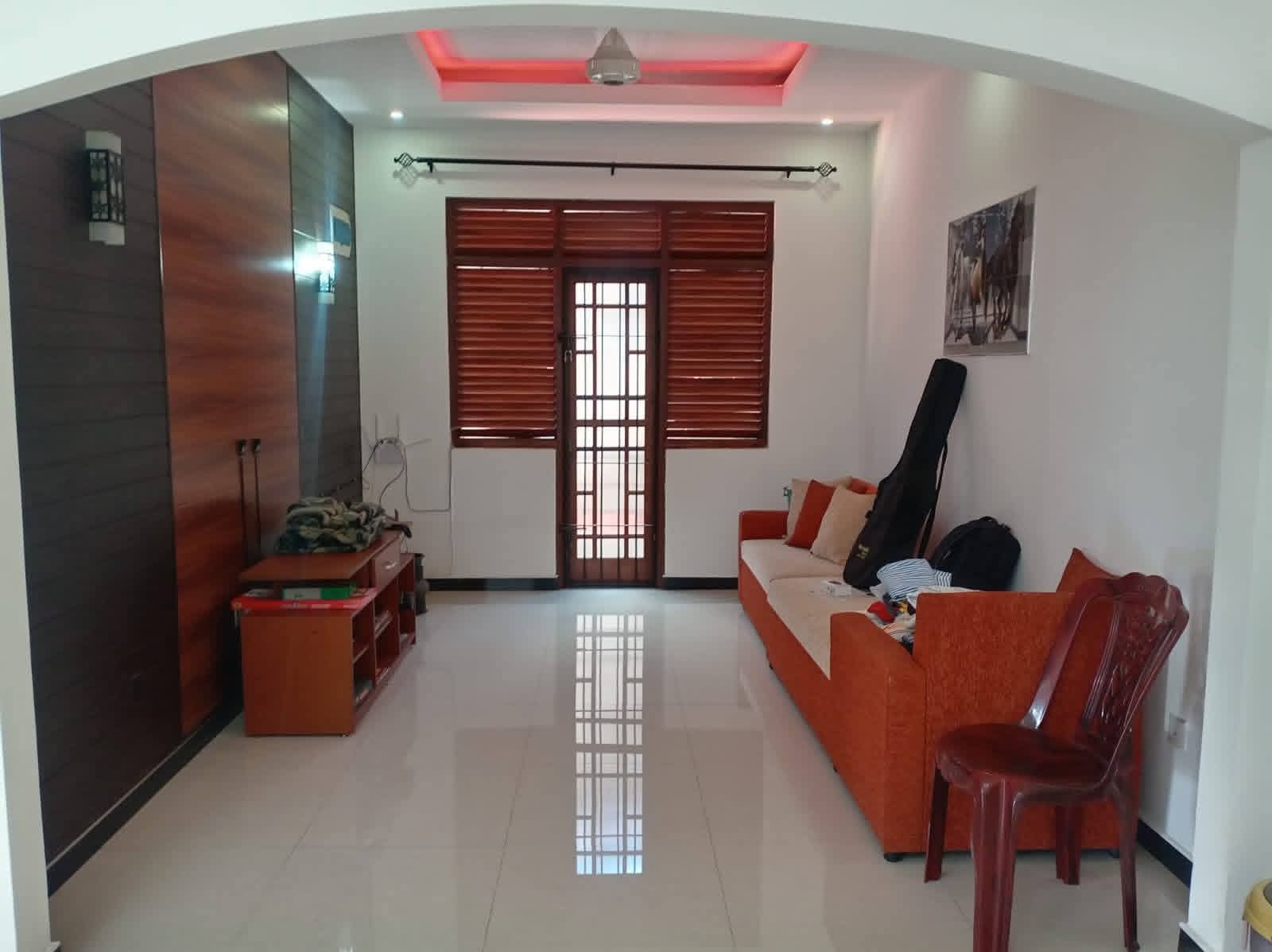 House for Sale in Athurugiriya