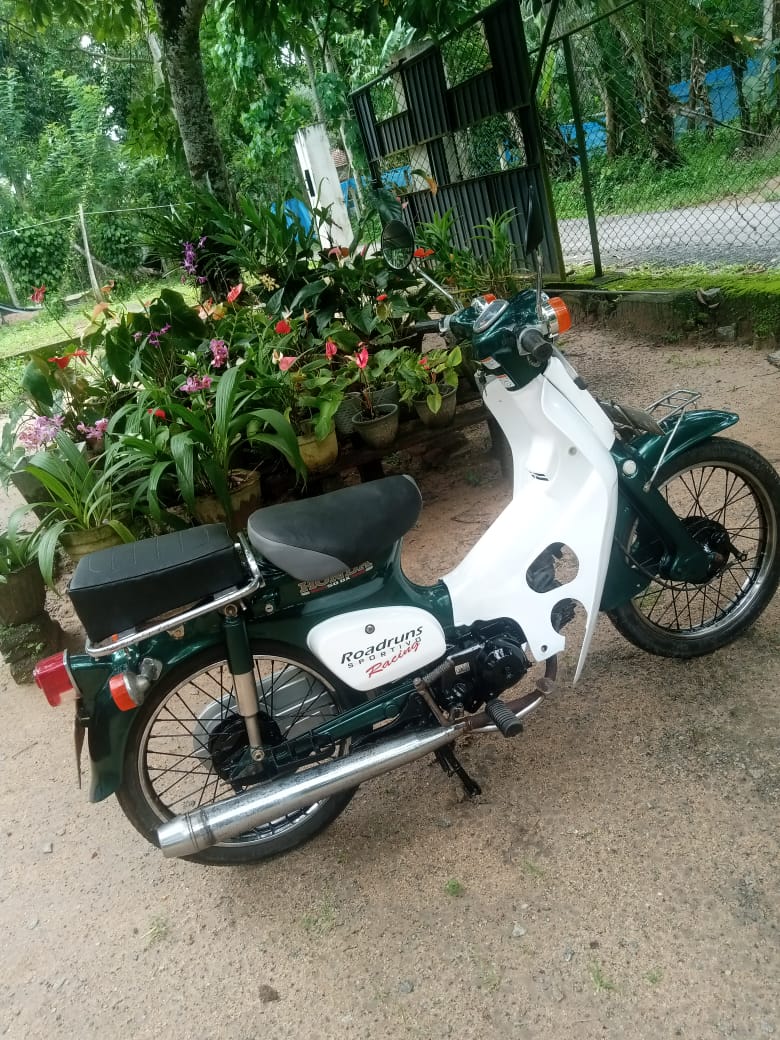 Honda Super Cub 2004 - பயன்படுத்தப்பட்டது பைக் sale in Sri Lanka - patpat.lk