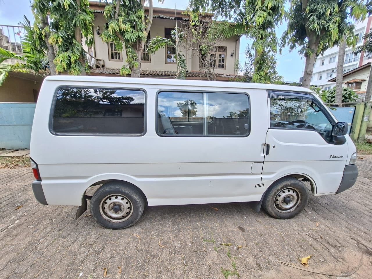 Advertisement image 4