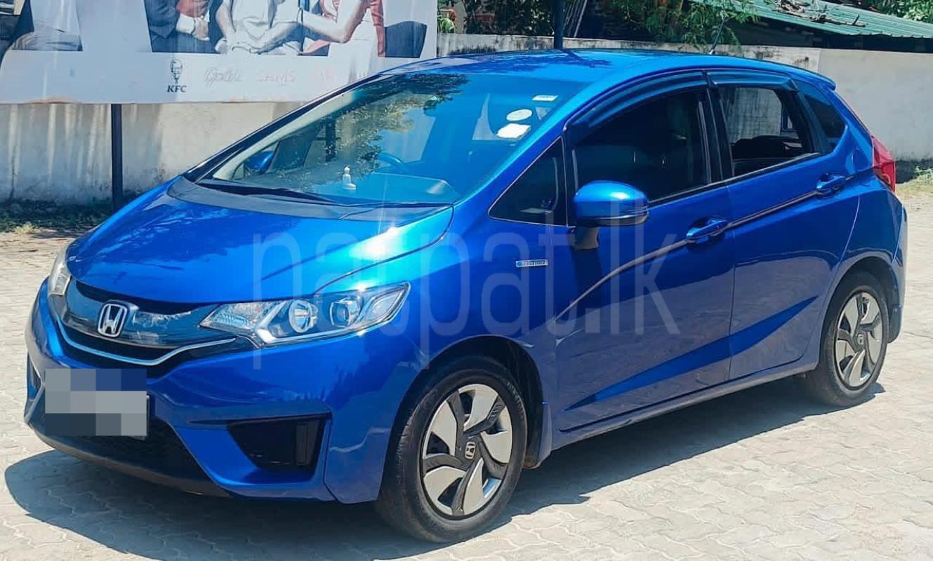 Honda Fit 2013 - භාවිතා කරන ලද කාර් sale in Sri Lanka - patpat.lk