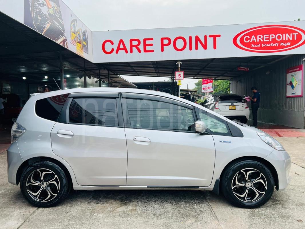 Advertisement image 4