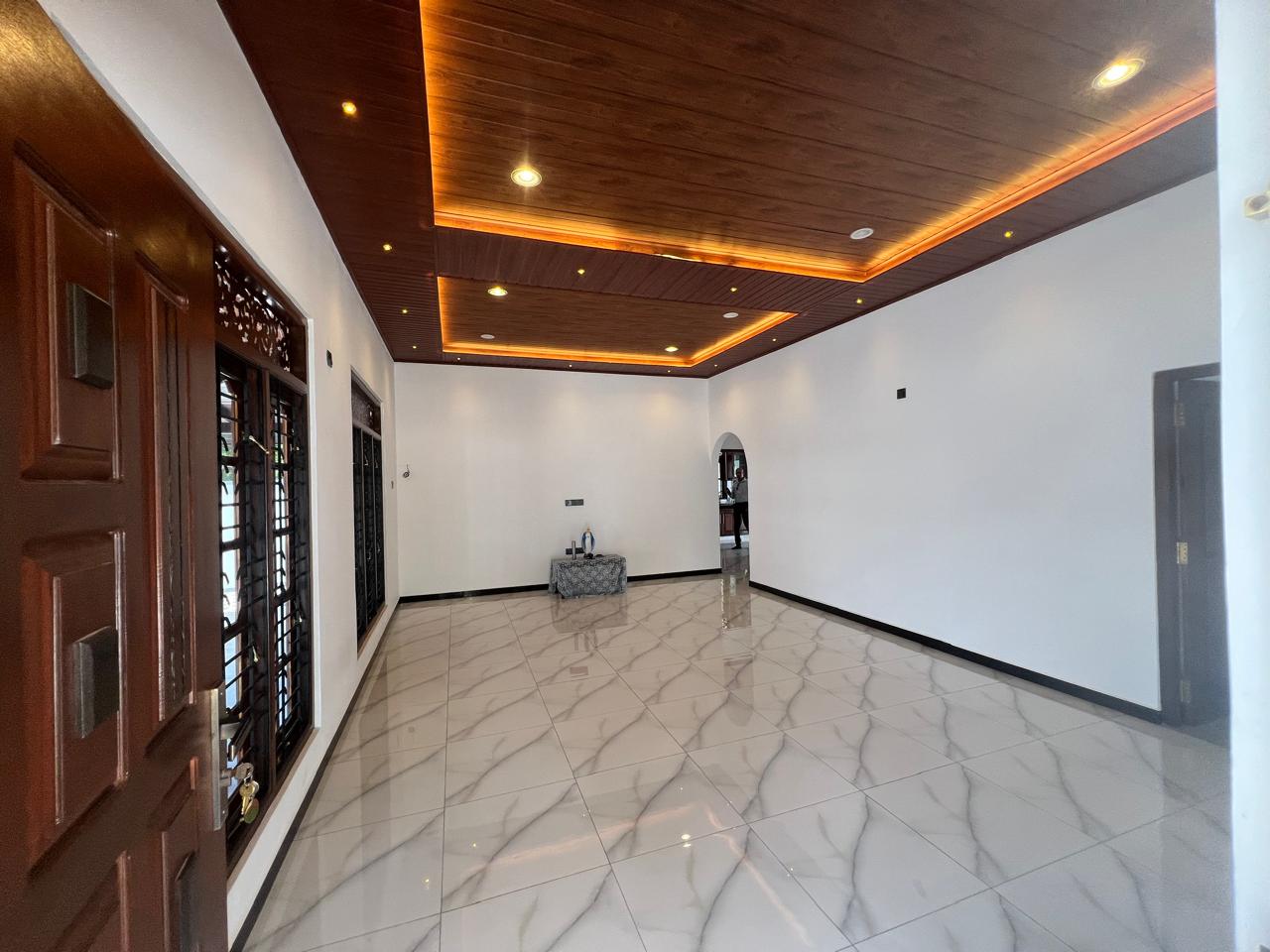 House for Sale in Ja-Ela