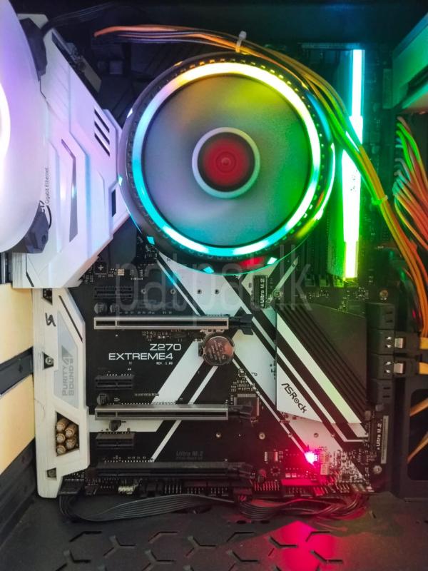 Asrock Z270 Extreme4 (6th / 7th) Motherboard (I5 6th 8GB Ram)