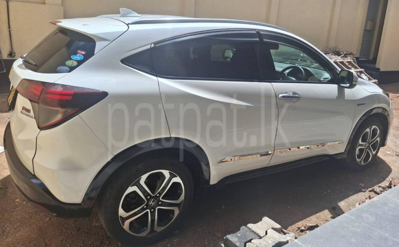 Honda Vezel 2015 - பயன்படுத்தப்பட்டது SUV sale in Sri Lanka - patpat.lk