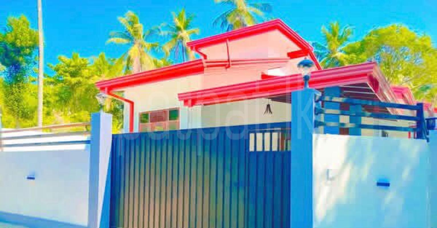 House for Sale in Gampaha ads-image-1