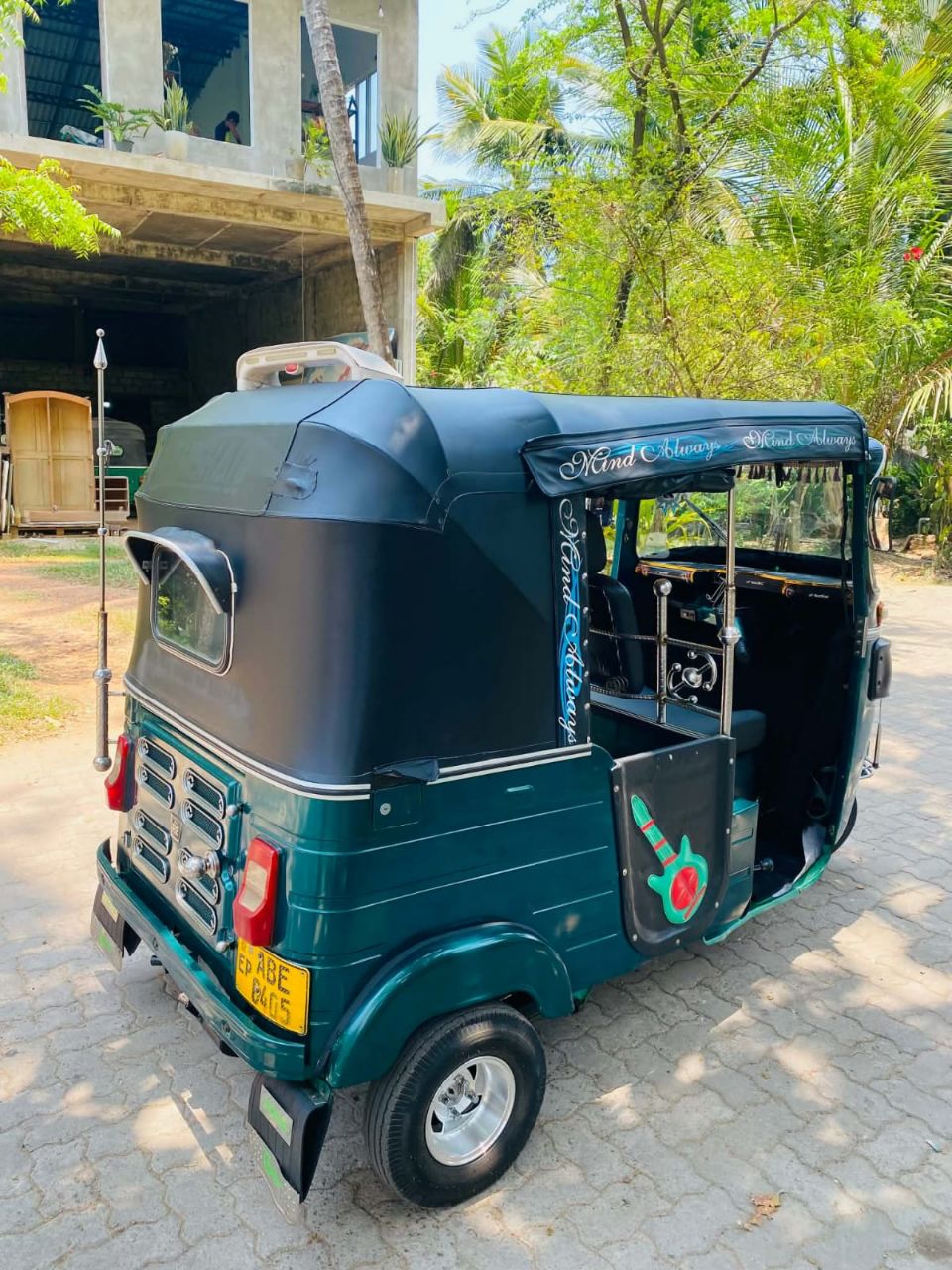 Bajaj Three Wheel 2015 - Used Three wheeler sale in Sri Lanka - patpat.lk