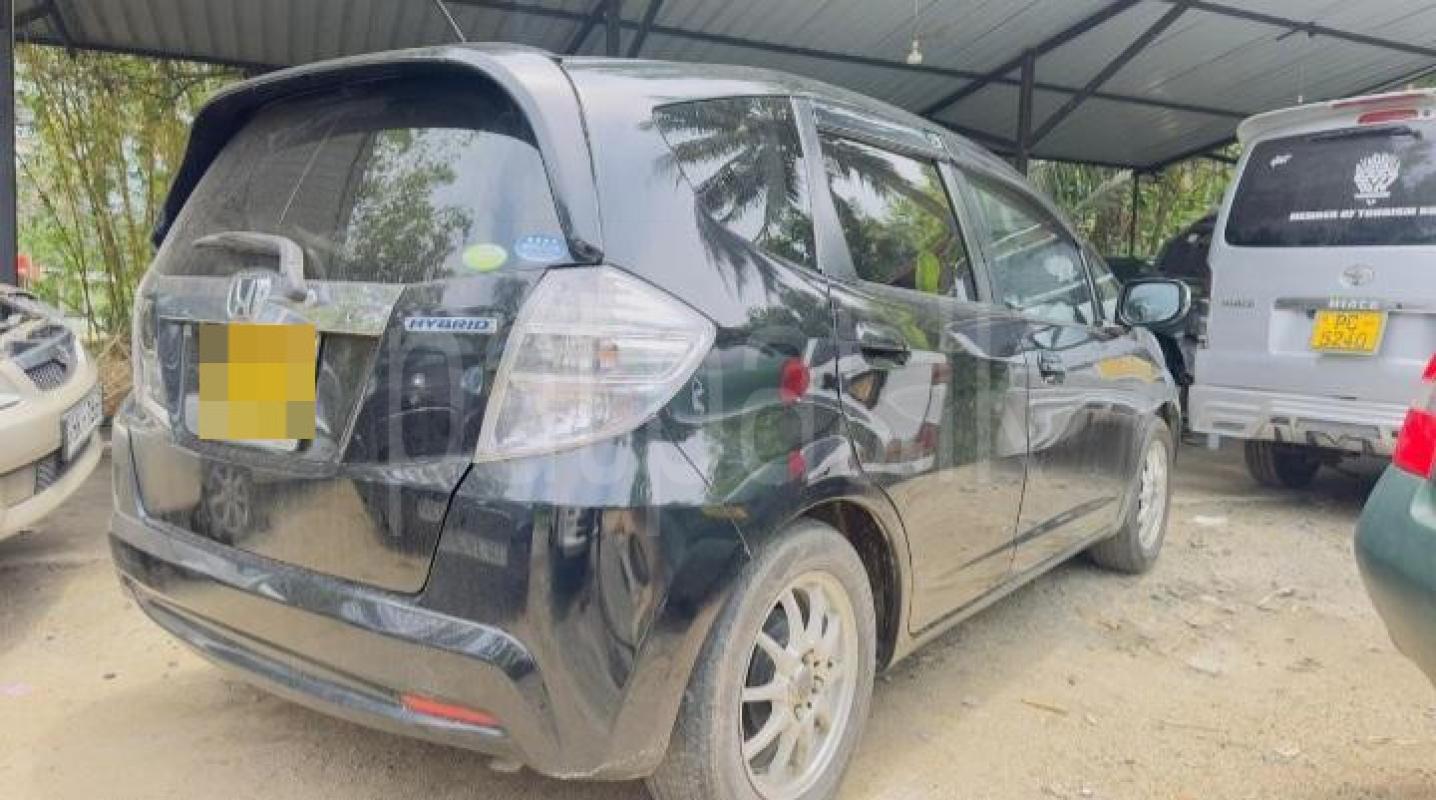 Honda Fit 2008 - பயன்படுத்தப்பட்டது கார் sale in Sri Lanka - patpat.lk