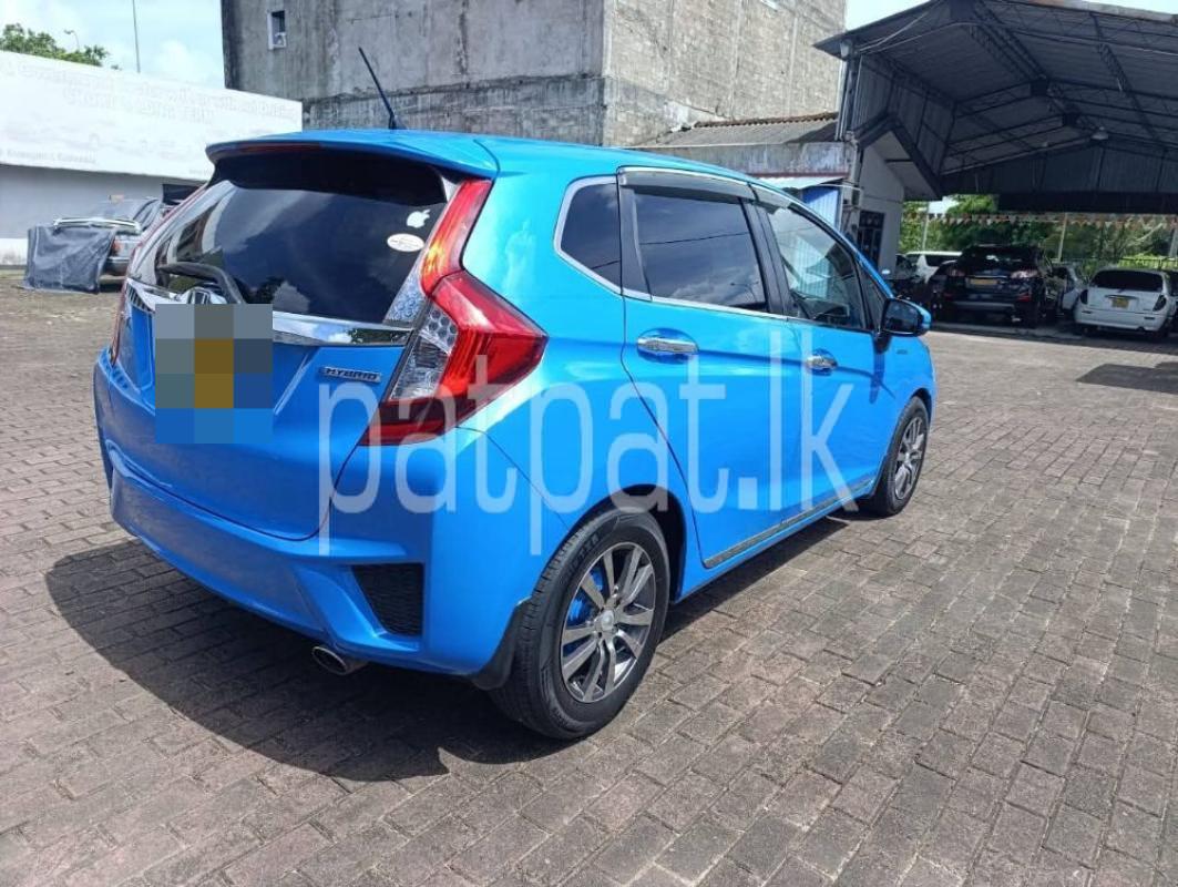 Advertisement image 4