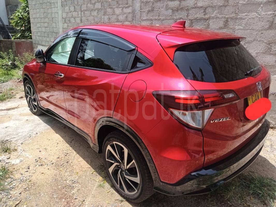 Honda Vezel 2016 - பயன்படுத்தப்பட்டது SUV sale in Sri Lanka - patpat.lk