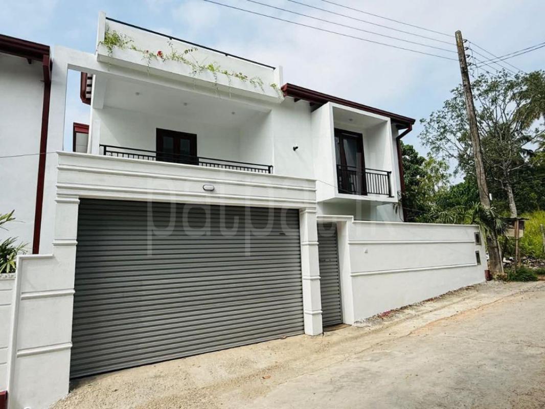 Advertisement image 3