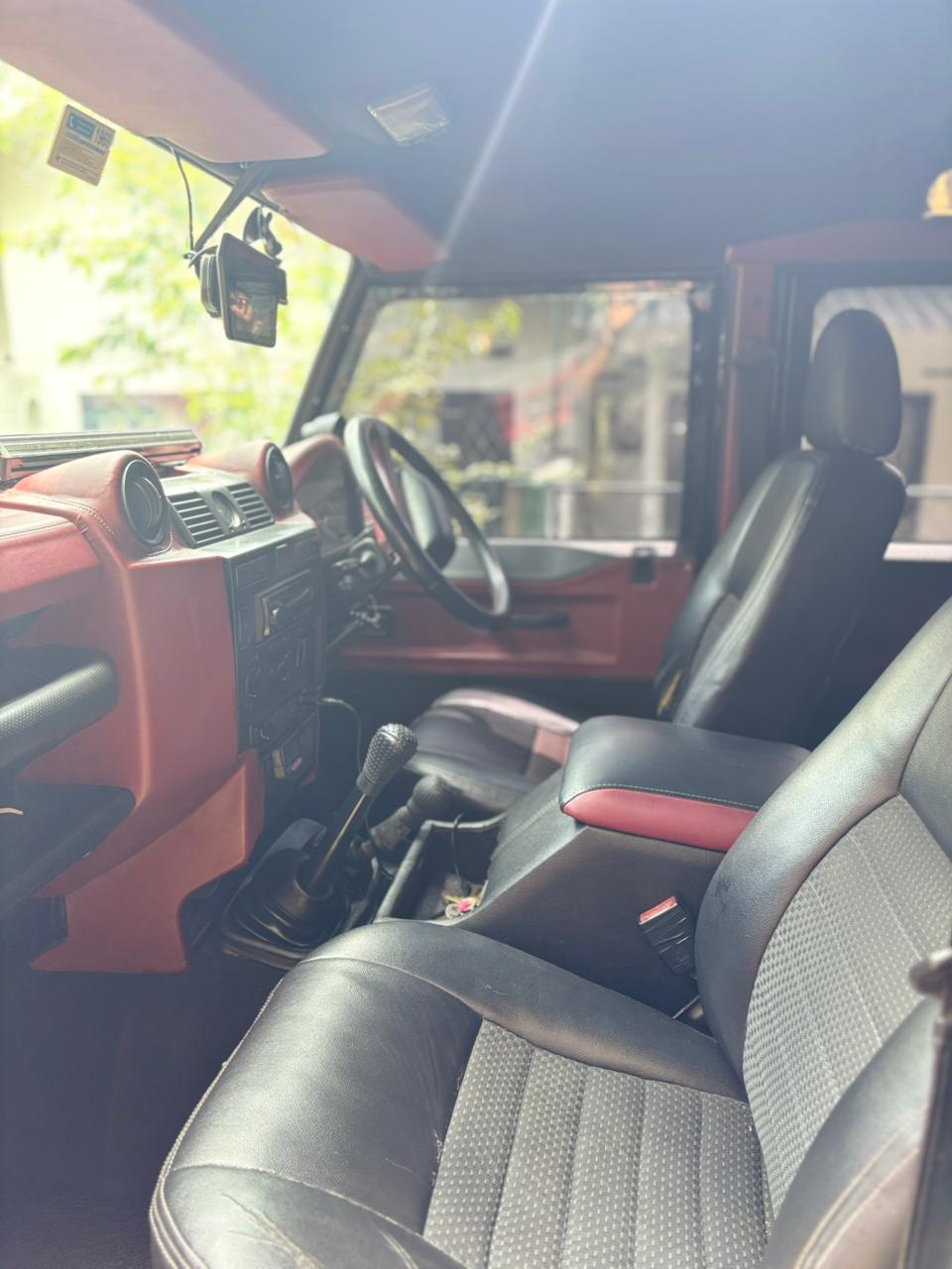 Land Rover Defender 2012 - Used SUV sale in Sri Lanka - patpat.lk