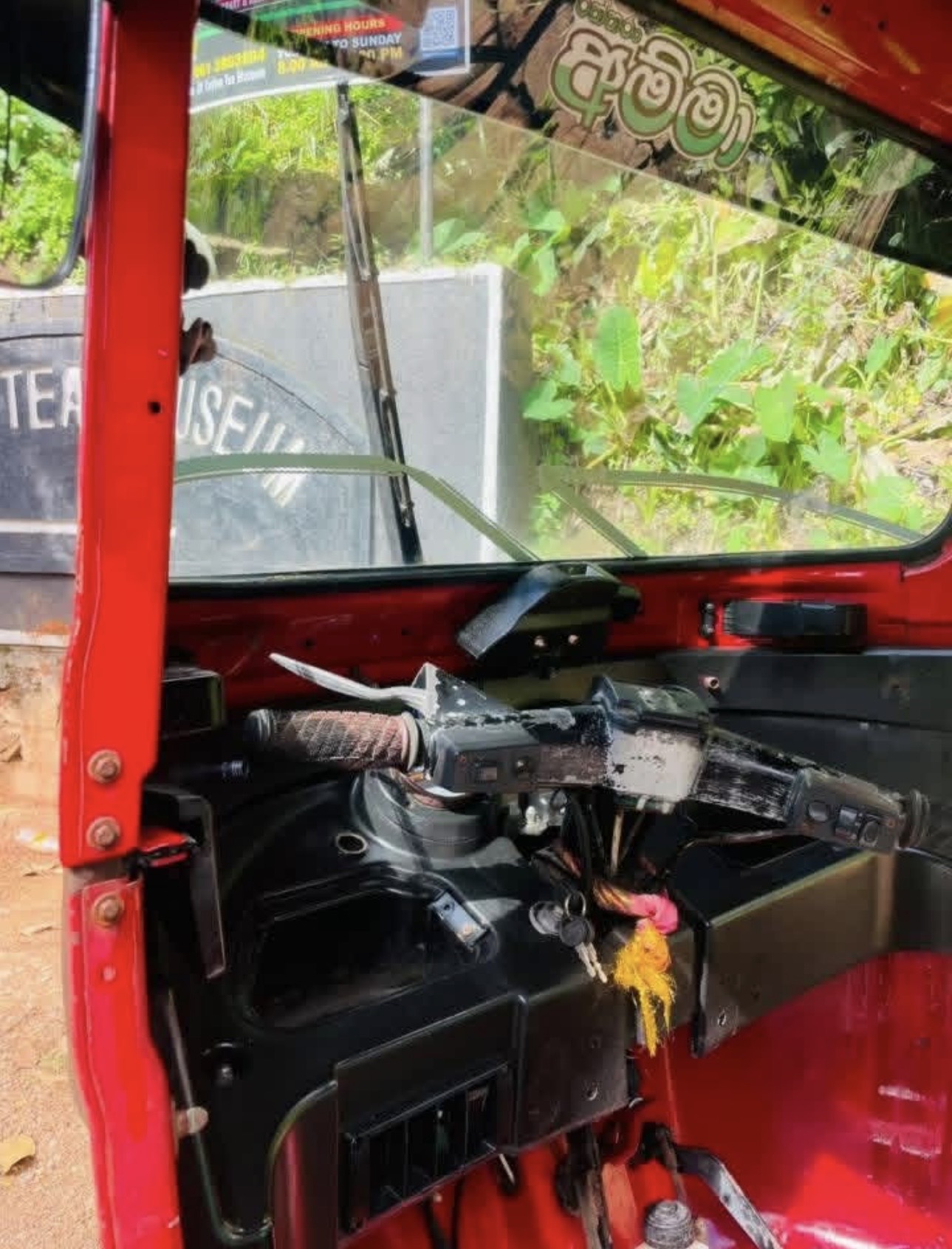 Bajaj 4 stroke 2014 - Used Three wheeler sale in Sri Lanka - patpat.lk