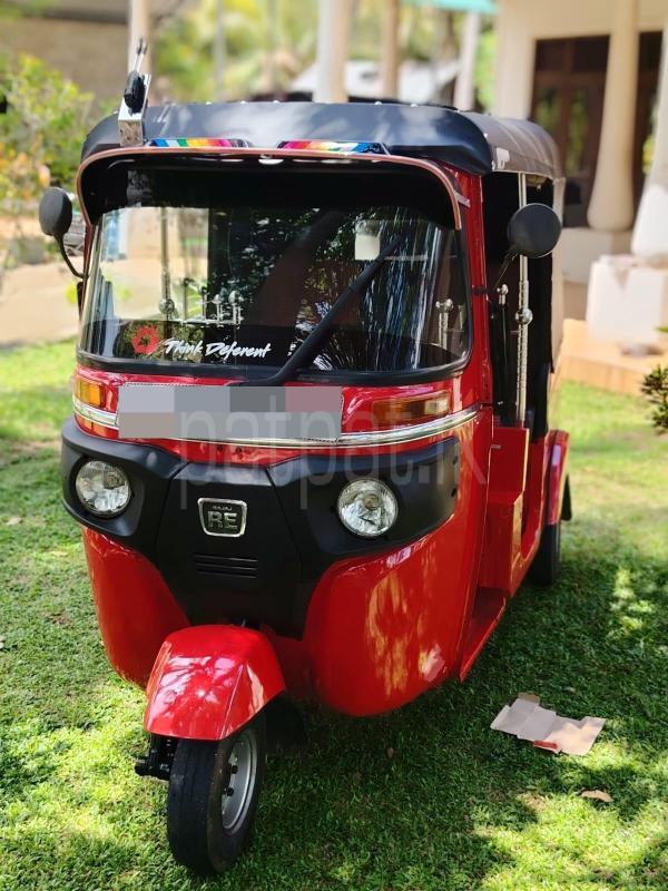 Bajaj Three Wheel 2015 - භාවිතා කරන ලද ත්‍රිරෝද රථය sale in Sri Lanka - patpat.lk