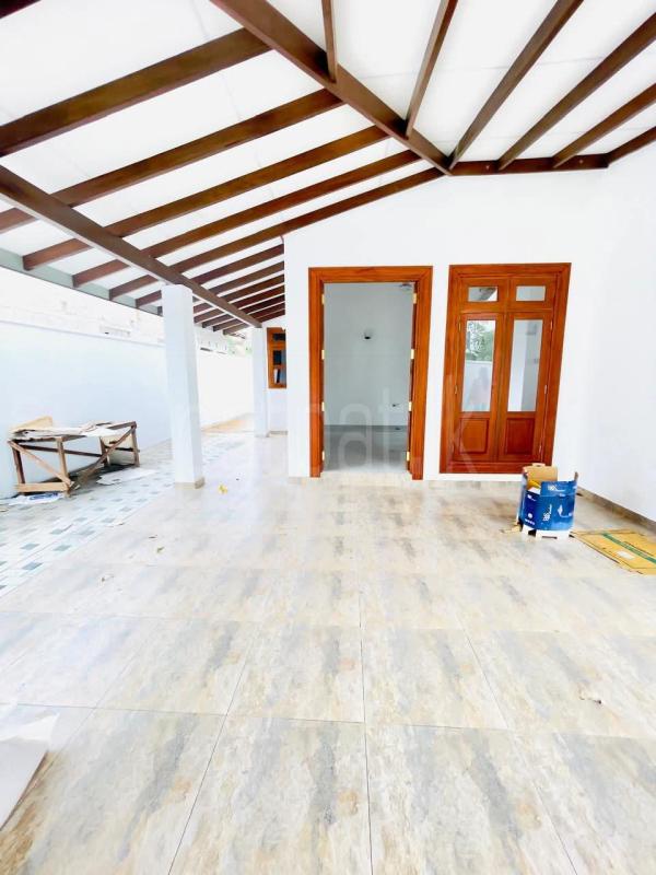 House for Sale in Athurugiriya ads-image-1