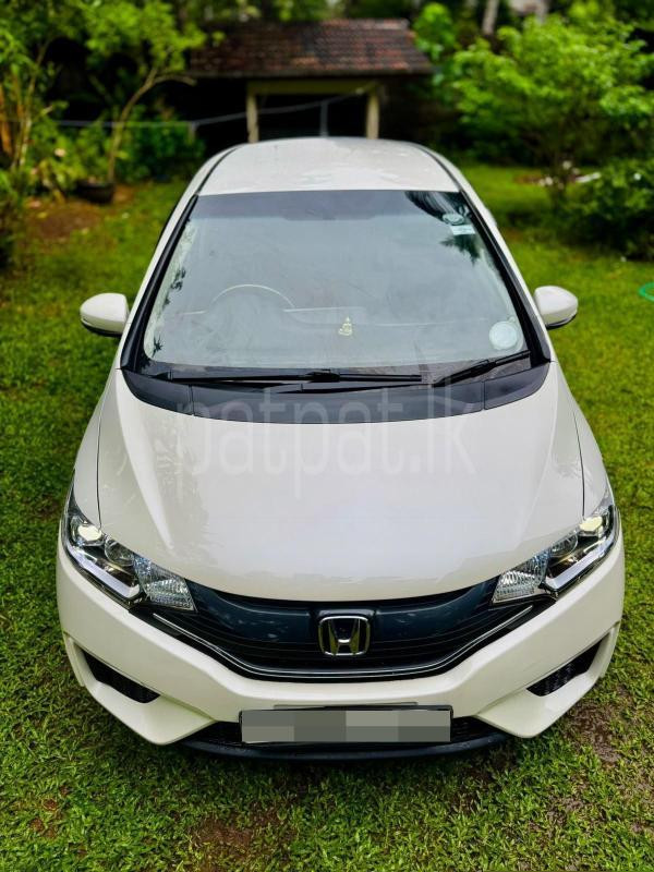 Honda Fit 2015 - Reconditioned Car sale in Sri Lanka - patpat.lk