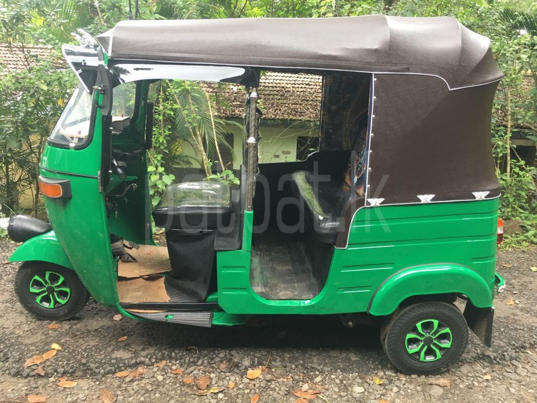 Bajaj Three Wheel 2006 - பயன்படுத்தப்பட்டது முச்சக்கர வண்டி sale in Sri Lanka - patpat.lk