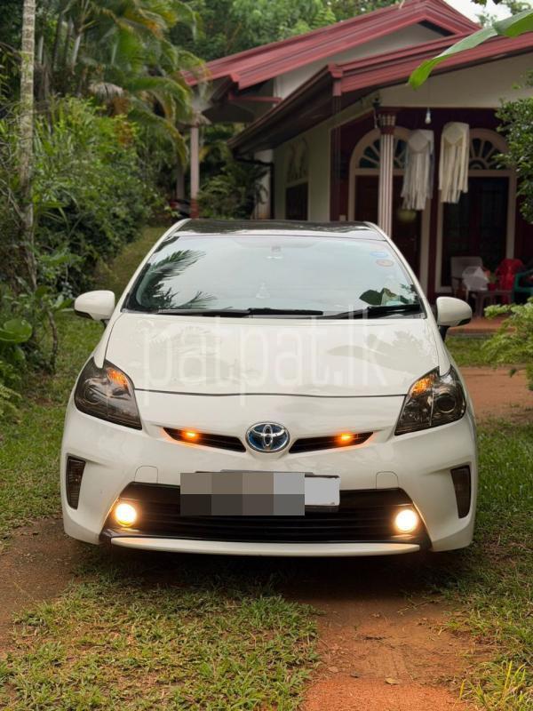 Toyota Prius 2011 - Used Car sale in Sri Lanka - patpat.lk