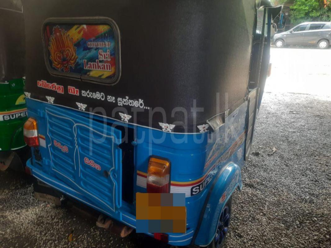 Bajaj Three Wheel 2012 - பயன்படுத்தப்பட்டது முச்சக்கர வண்டி sale in Sri Lanka - patpat.lk
