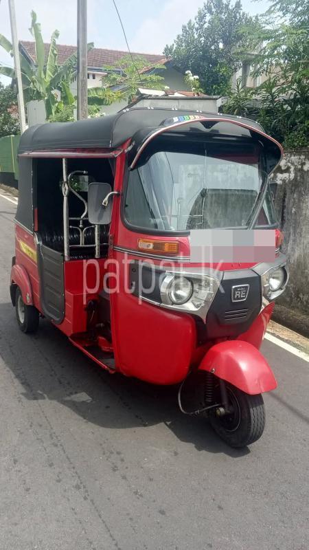 Bajaj 4 stroke 2015 - பயன்படுத்தப்பட்டது முச்சக்கர வண்டி sale in Sri Lanka - patpat.lk