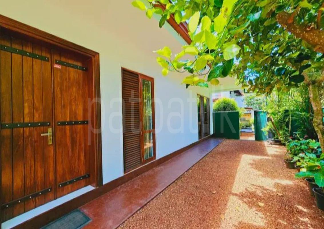 premium-listing-image