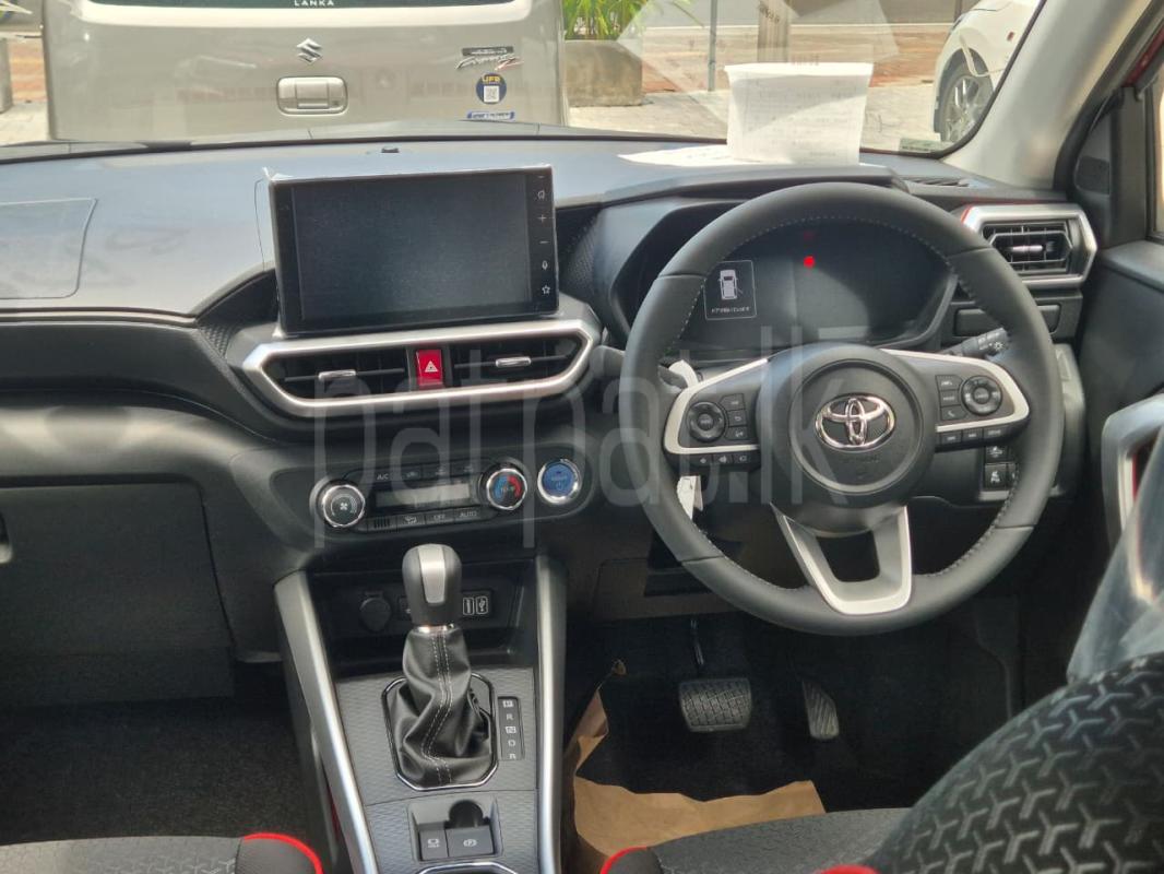 Toyota Raize 2026 - சான்றளிக்கப்பட்டது SUV sale in Sri Lanka - patpat.lk