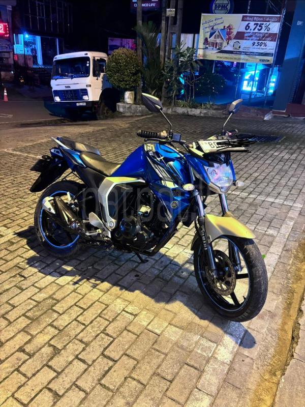 Yamaha FZ 2017 - Used Bike sale in Sri Lanka - patpat.lk