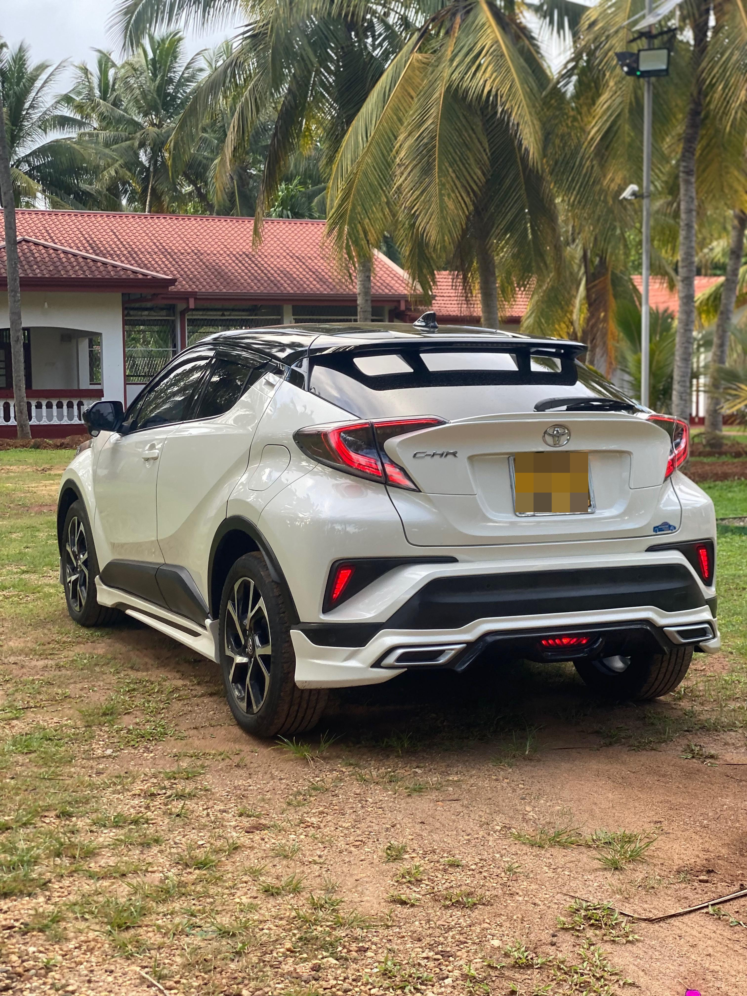 Honda CH R 2017 - பயன்படுத்தப்பட்டது SUV sale in Sri Lanka - patpat.lk
