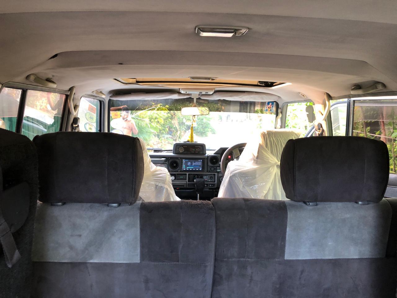 Toyota Land Cruiser Prado 1984 - பயன்படுத்தப்பட்டது SUV sale in Sri Lanka - patpat.lk