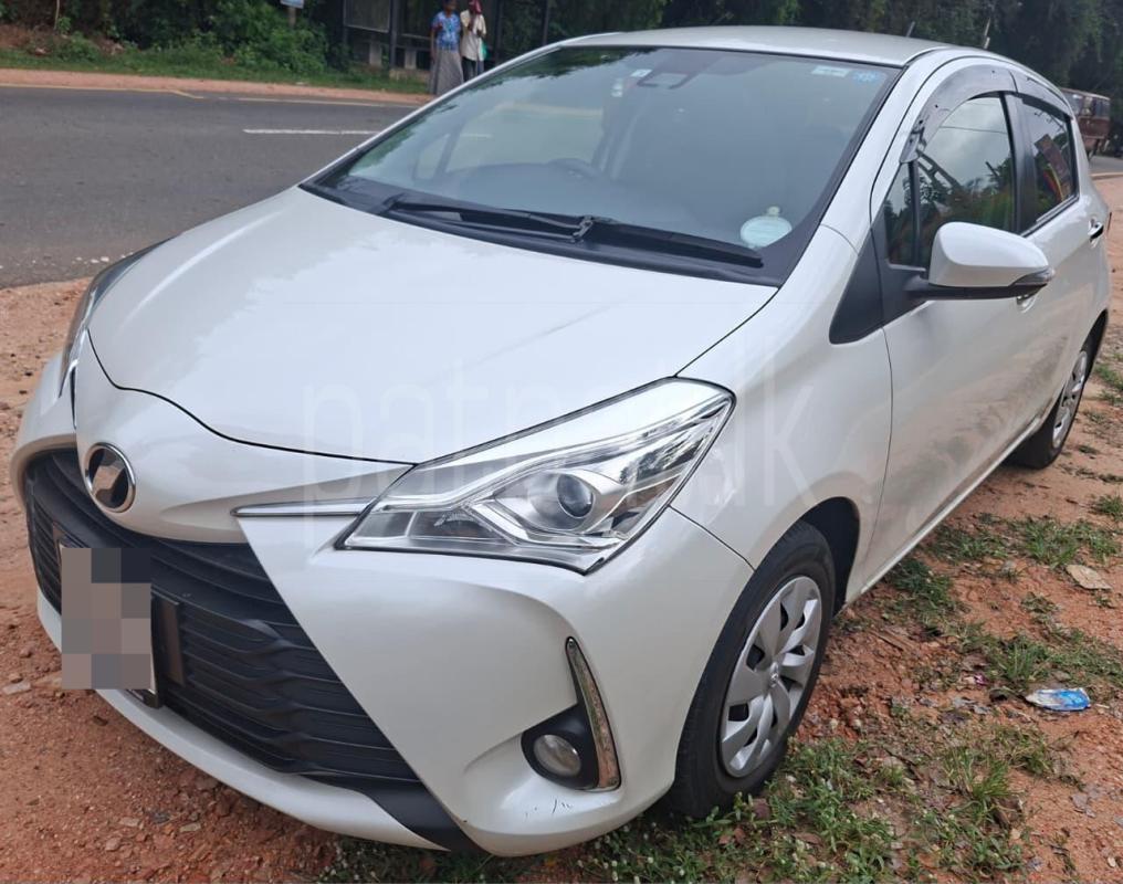 Toyota Vitz 2019 - பயன்படுத்தப்பட்டது கார் sale in Sri Lanka - patpat.lk