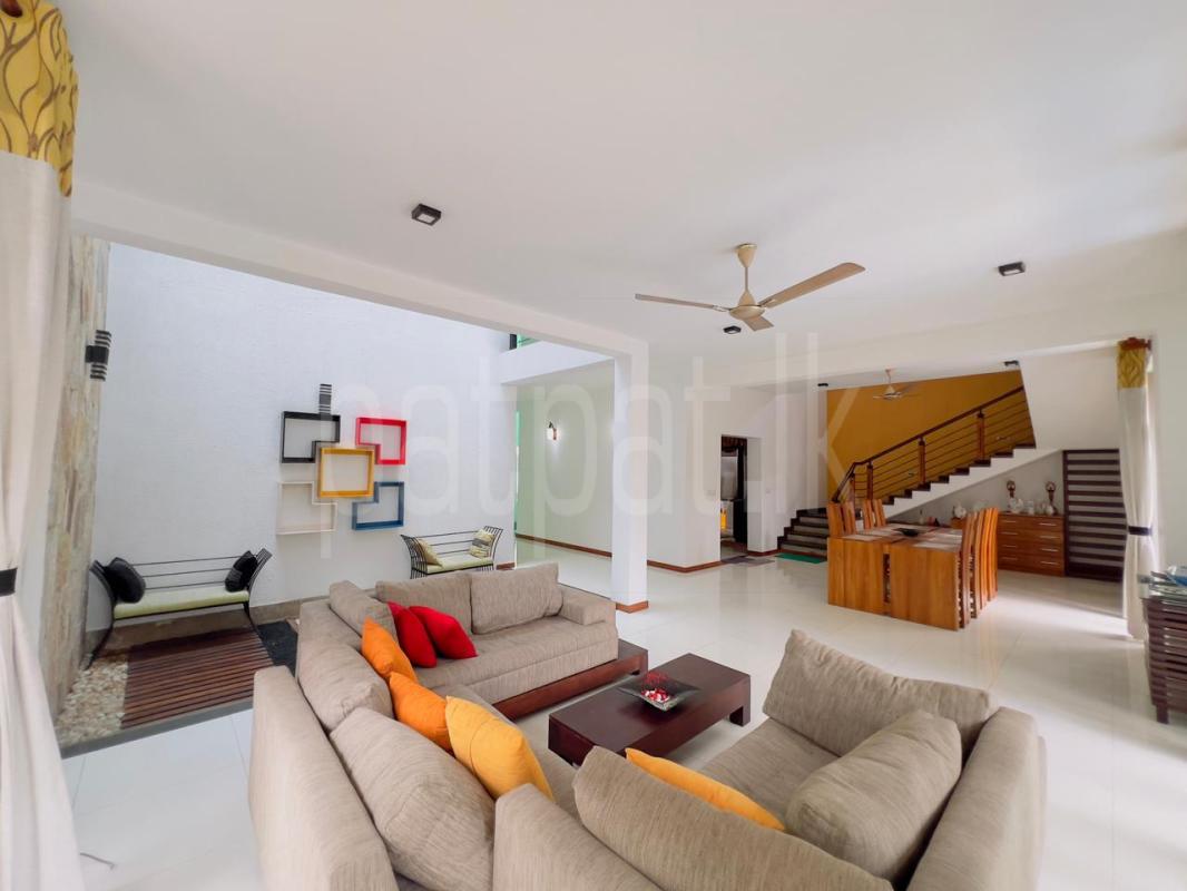 House for Rent in Talawatugoda