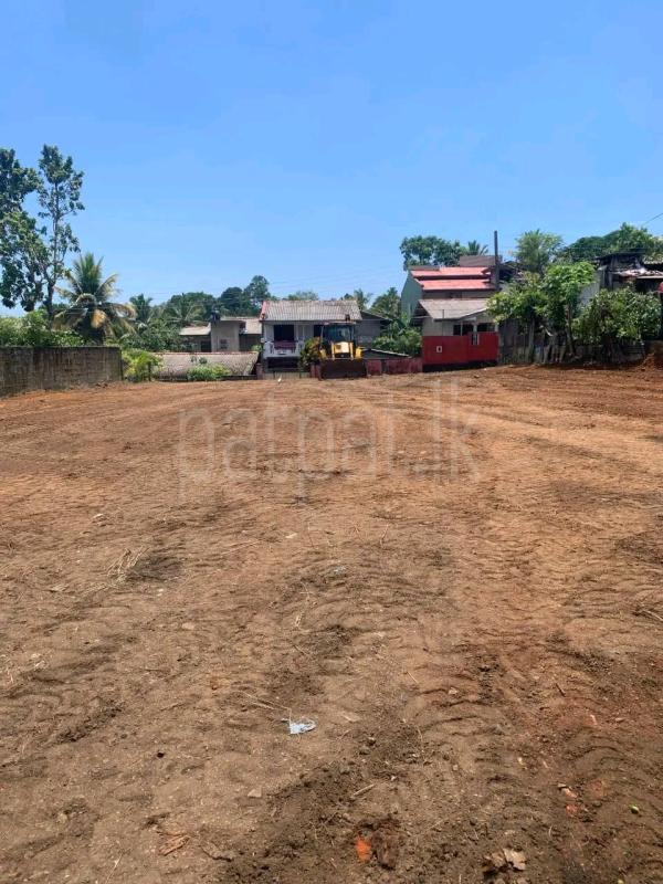 Residential Land for Sale in Veyangoda