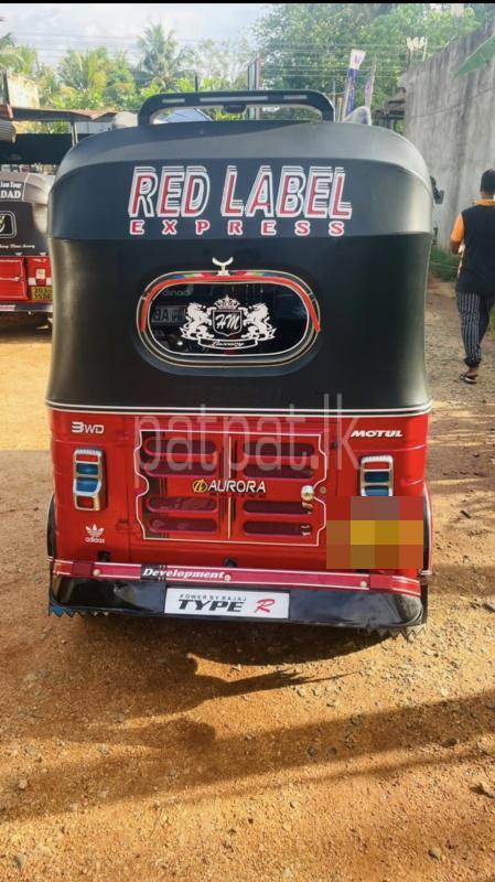 Bajaj 4 stroke 2015 - භාවිතා කරන ලද ත්‍රිරෝද රථය sale in Sri Lanka - patpat.lk