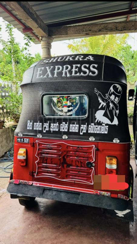 Bajaj Three Wheel 2010 - භාවිතා කරන ලද ත්‍රිරෝද රථය sale in Sri Lanka - patpat.lk