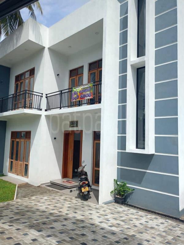 House for Sale in Kottawa ads-image-1