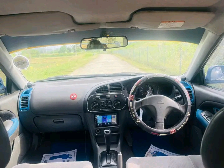 Mitsubishi Lancer 2002 - Used Car sale in Sri Lanka - patpat.lk