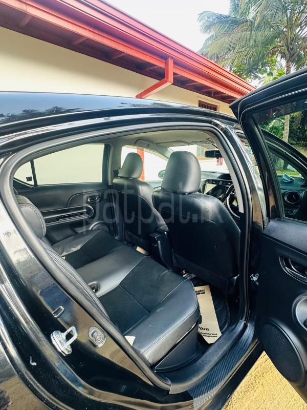 Toyota Aqua 2014 - பயன்படுத்தப்பட்டது கார் sale in Sri Lanka - patpat.lk