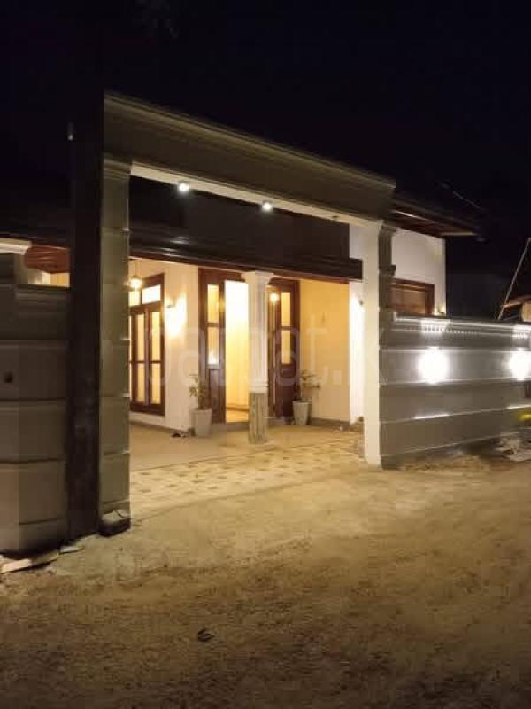 House for Sale in Godagama