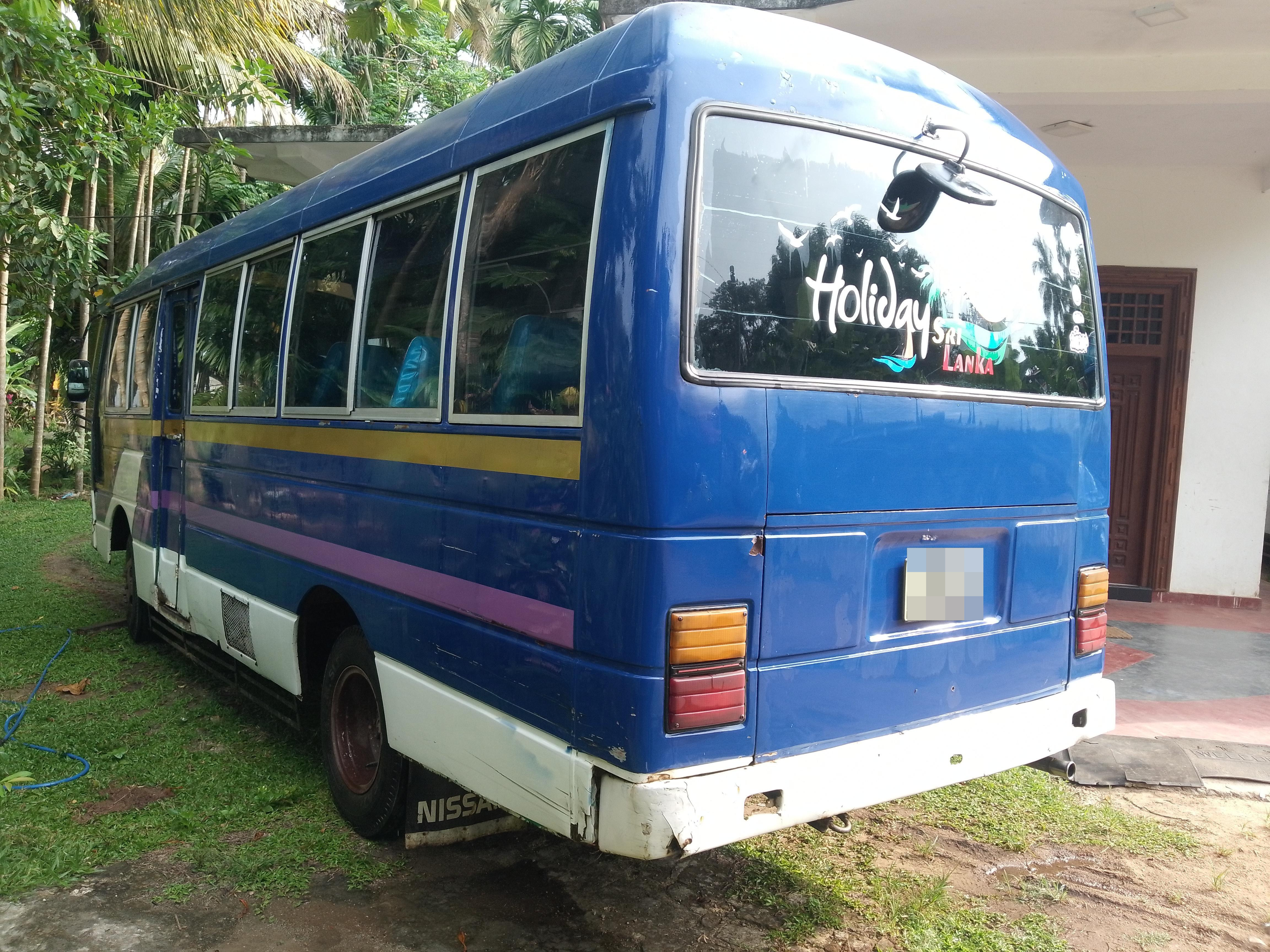 Nissan Civilian 1986 - பயன்படுத்தப்பட்டது பஸ் sale in Sri Lanka - patpat.lk