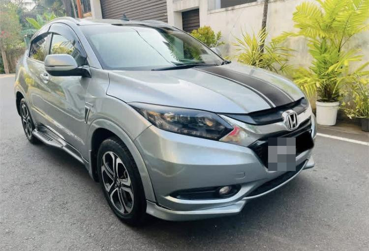 Honda Vezel 2014 - Used SUV sale in Sri Lanka - patpat.lk