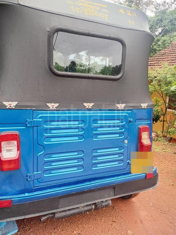 Bajaj 4 stroke 2012 - Used Three wheeler sale in Sri Lanka - patpat.lk