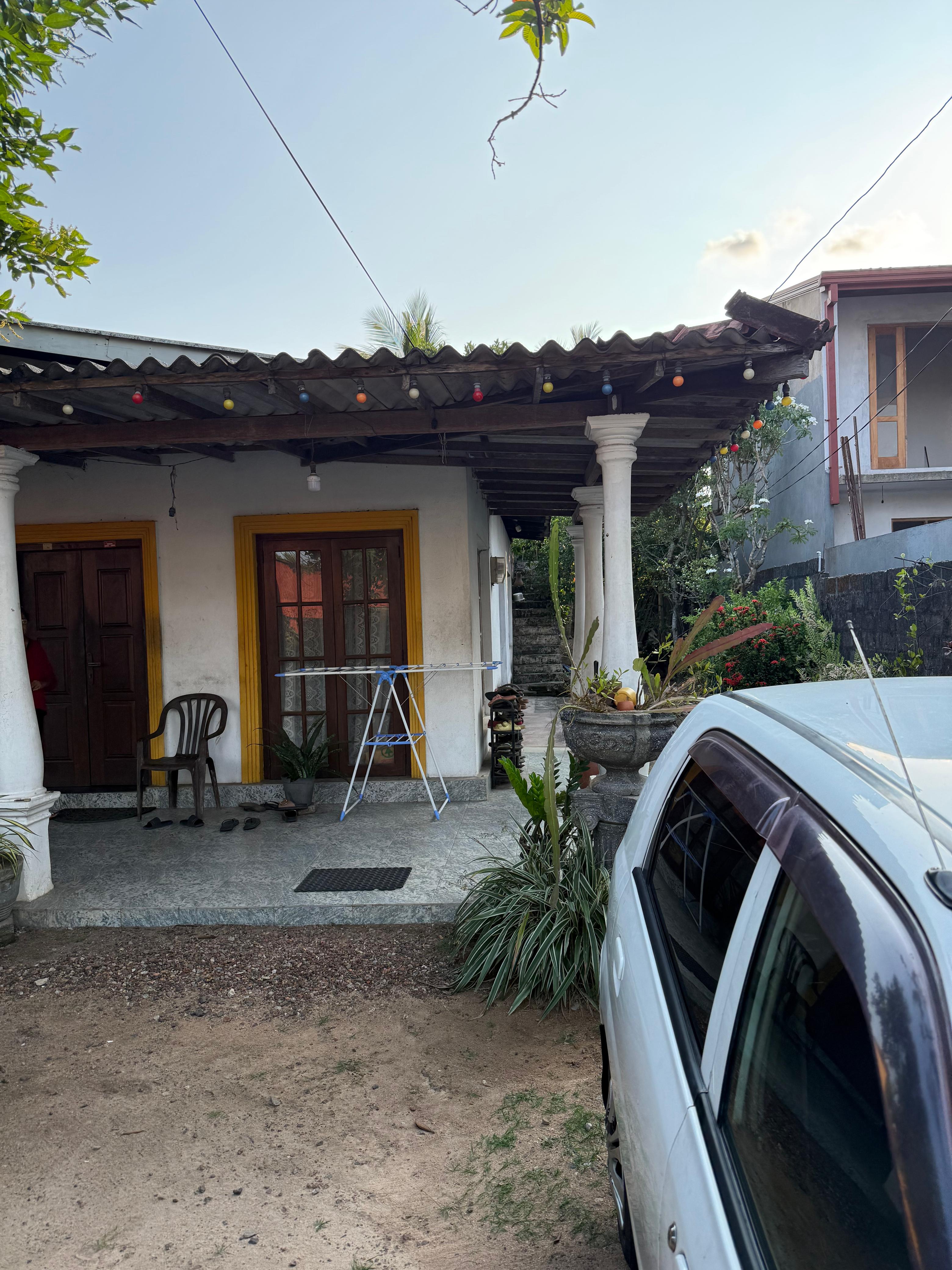 Residential Land for Sale in Talawatugoda