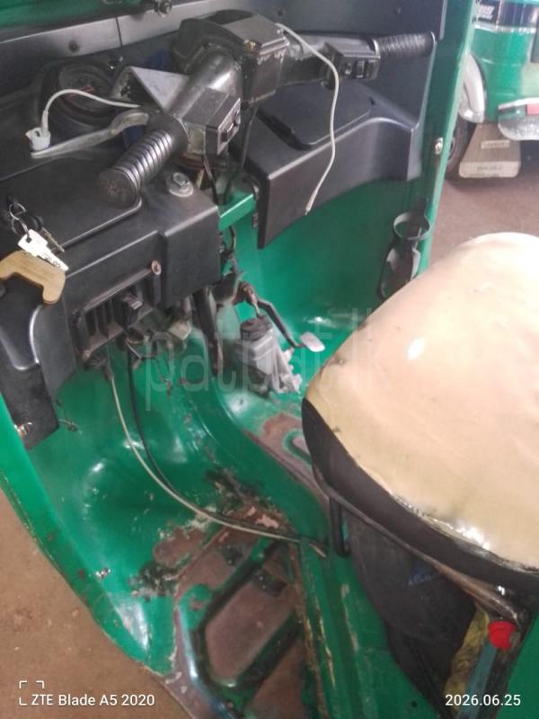Bajaj 4 stroke 2014 - Used Three wheeler sale in Sri Lanka - patpat.lk