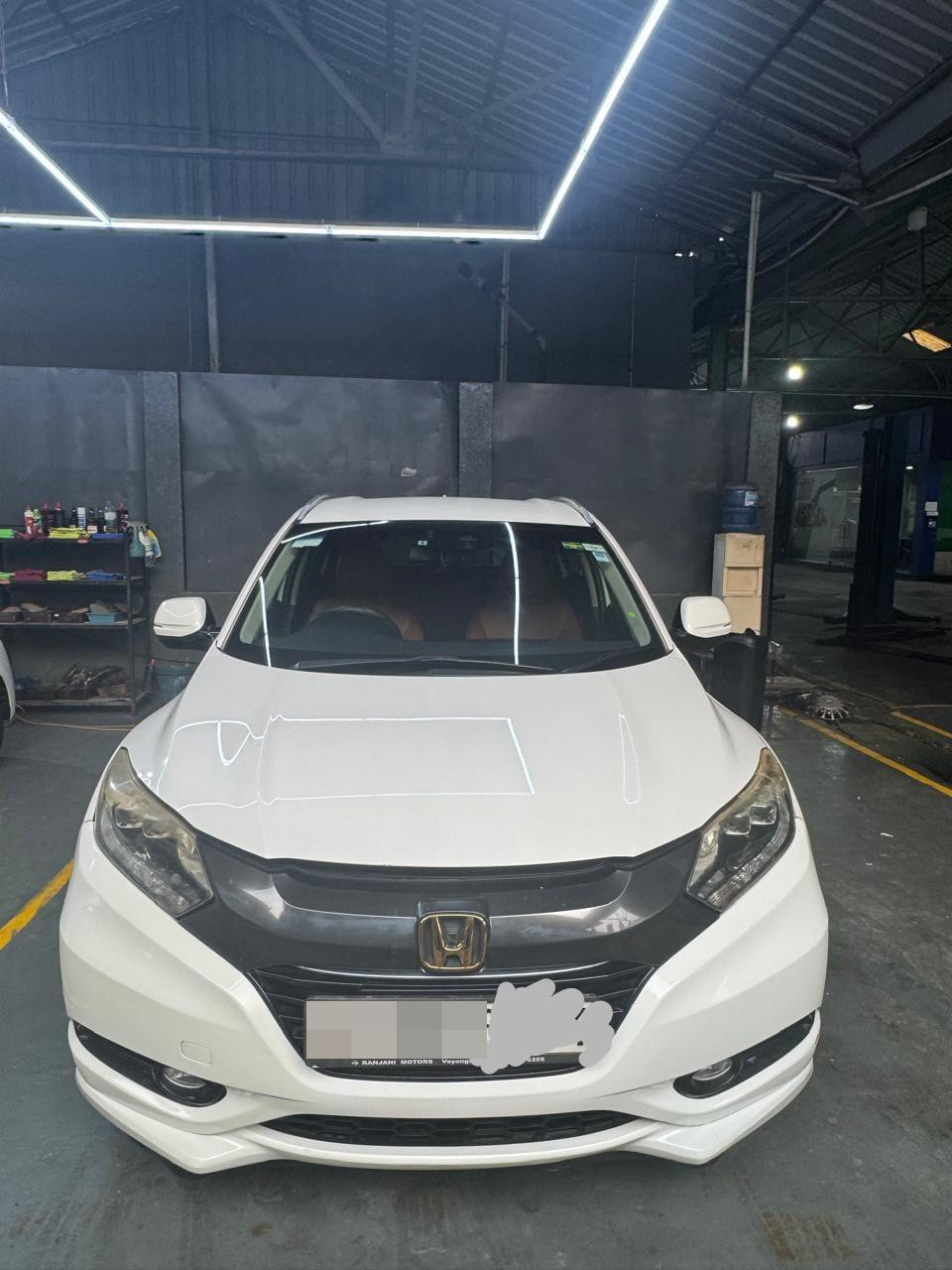 Honda Vezel 2014 - பயன்படுத்தப்பட்டது SUV sale in Sri Lanka - patpat.lk