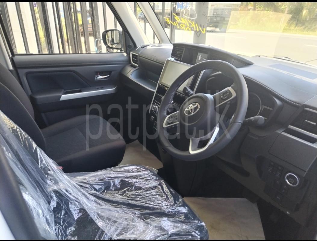 Toyota Roomy 2025 - Brand New Van sale in Sri Lanka - patpat.lk