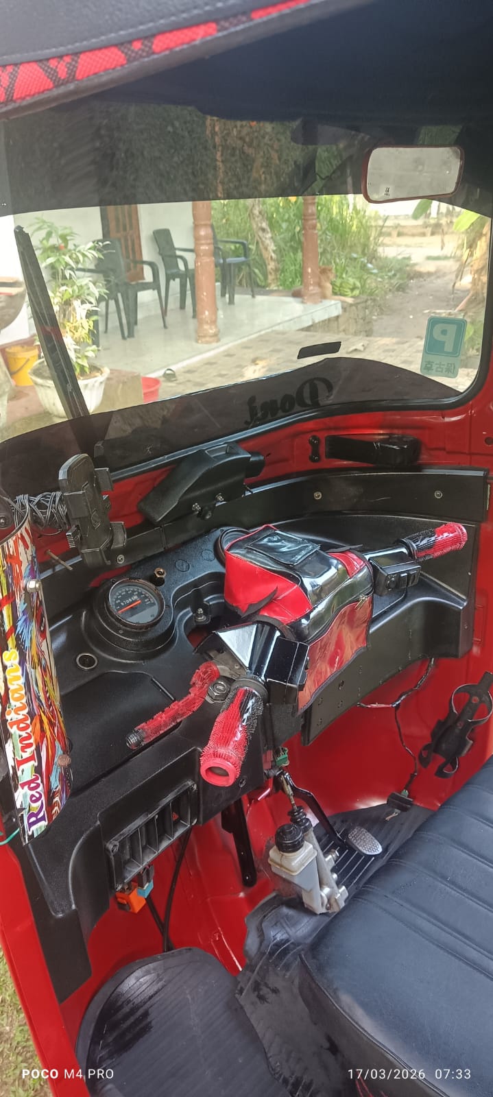 Bajaj Three Wheel 2015 - பயன்படுத்தப்பட்டது முச்சக்கர வண்டி sale in Sri Lanka - patpat.lk