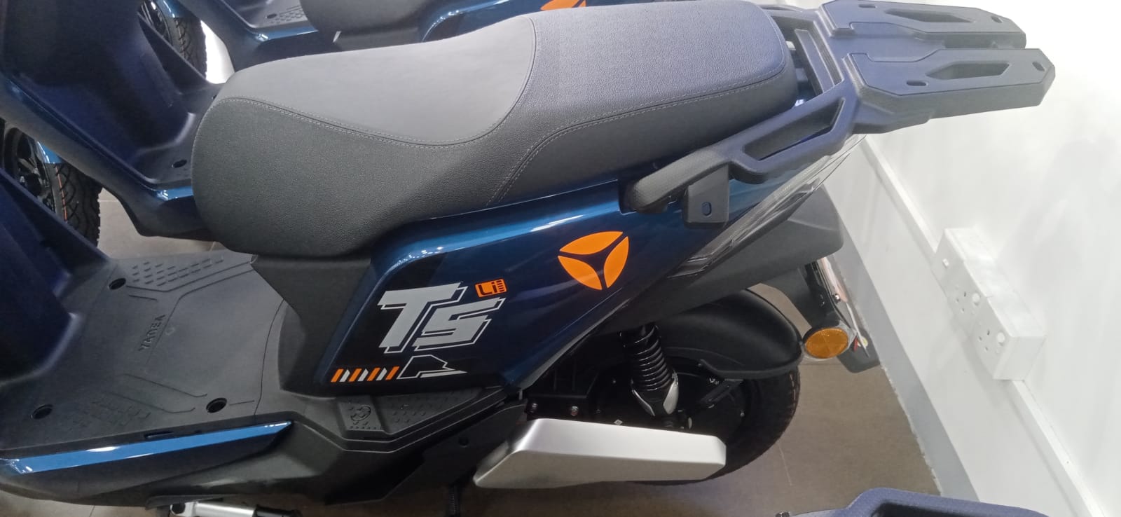 Yadea T5 2026 - சான்றளிக்கப்பட்டது பைக் sale in Sri Lanka - patpat.lk