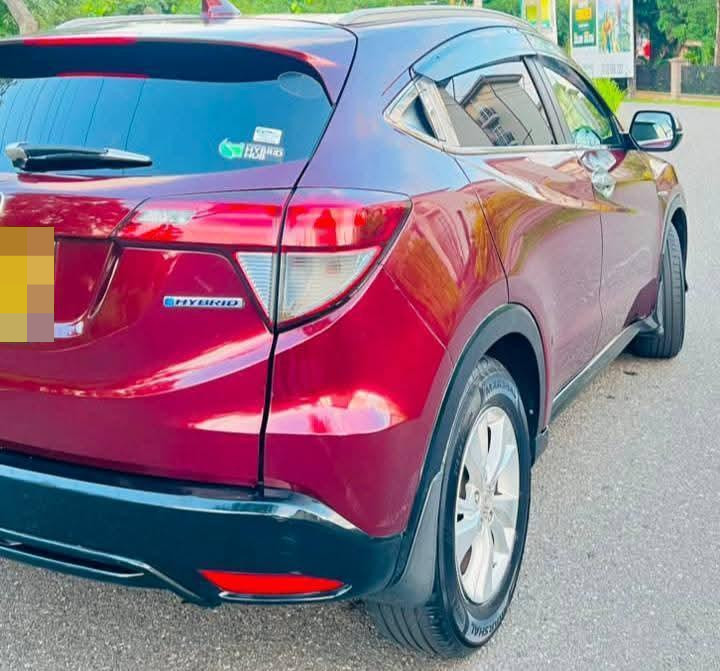 Honda Vezel 2014 - பயன்படுத்தப்பட்டது SUV sale in Sri Lanka - patpat.lk