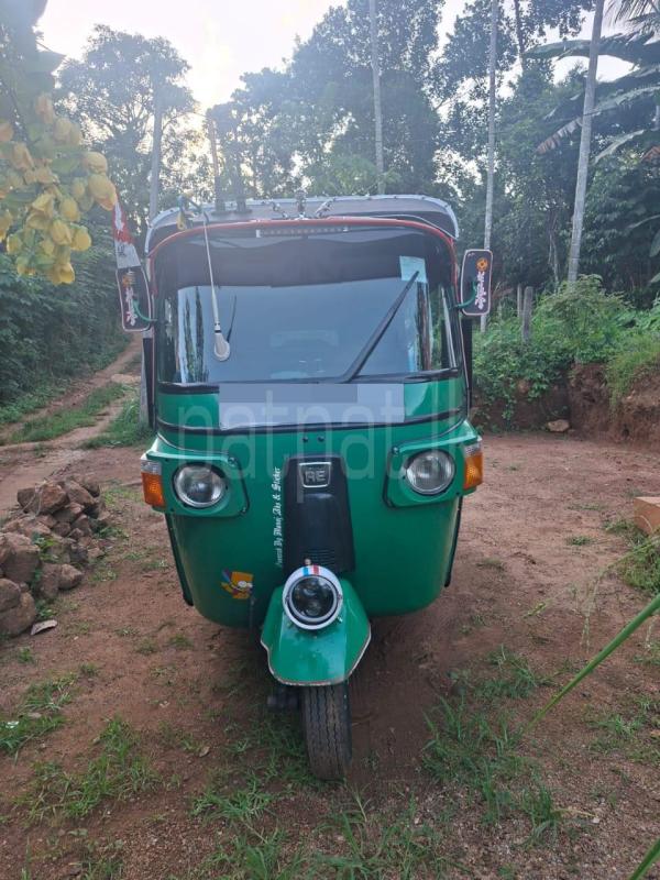 Bajaj Three Wheel 2012 - பயன்படுத்தப்பட்டது முச்சக்கர வண்டி sale in Sri Lanka - patpat.lk