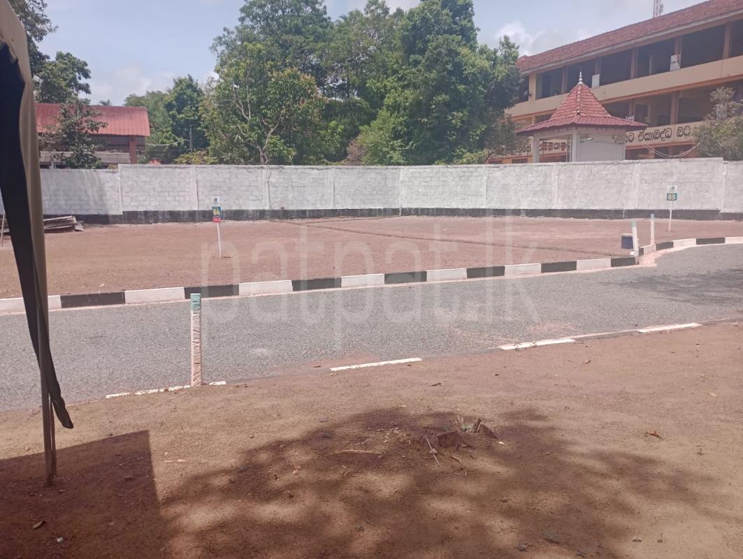 Residential Land for Sale in Madapatha