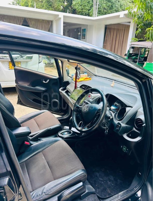 Advertisement image 6